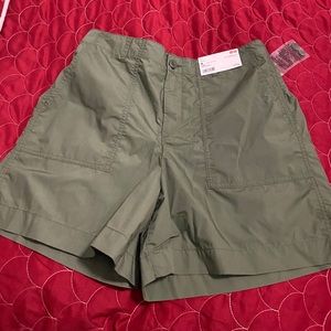 Uniqlo Women’s Baker Shorts Size M